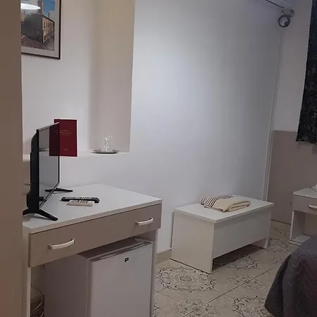 Pensiunea Casa Italia Casa de hóspedes 3*